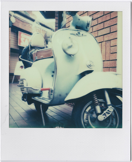 Retro Scooter Polaroid SX-70