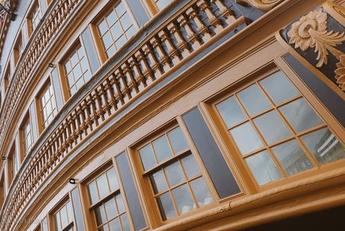 A floating fortress - Such grandeur and craftsmanship 'Victory' Series #1