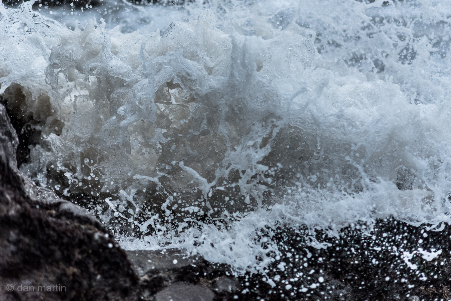 Frozen. Captured. Momentum and energy; waves never to cease. 1/3200 of a second.