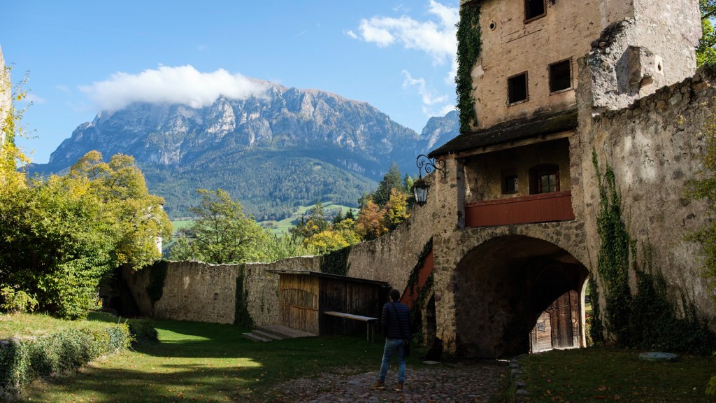 s c h l o s s p r ö s e l s / c a s t e l l o d i p r e s u l&nbsp;e