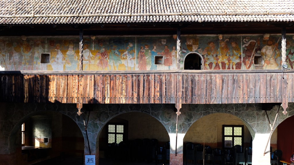 s c h l o s s r u n k e l s t e i n / c a s t e l r o n c o l&nbsp;o