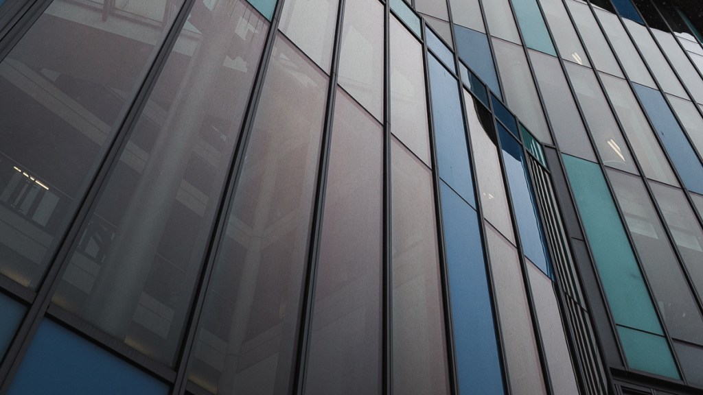 o b s c u r e d b e y o n d t h e g l a s&nbsp;s