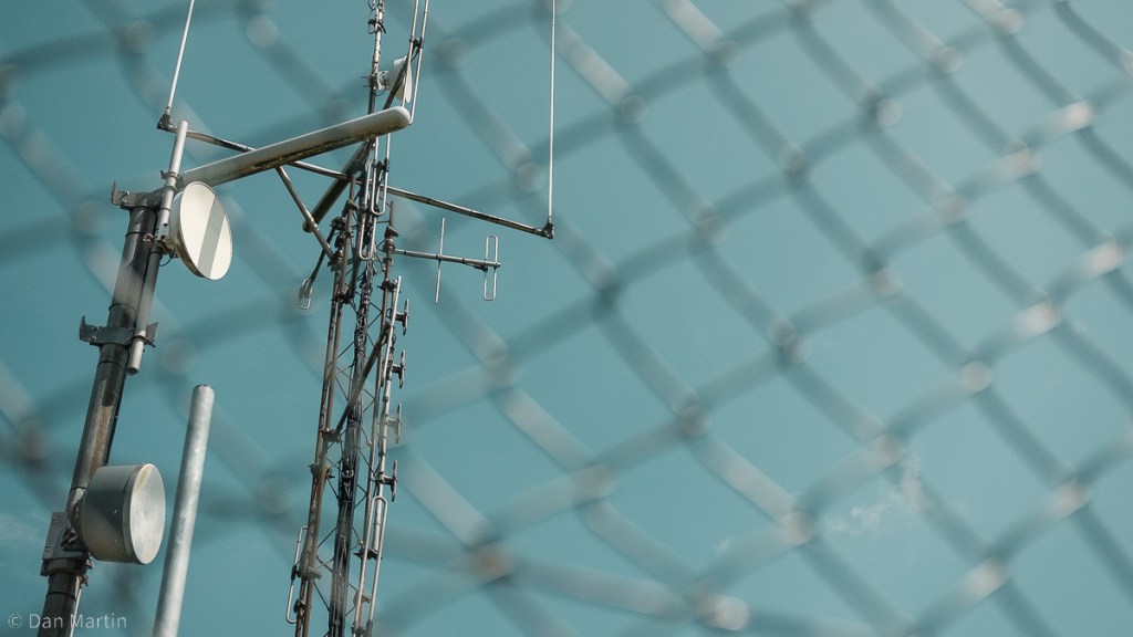 u n e n d i n g b r o a d c a s&nbsp;t