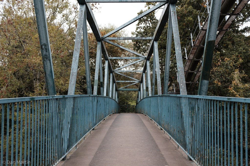 l e a d i n g t o w a r d&nbsp;s