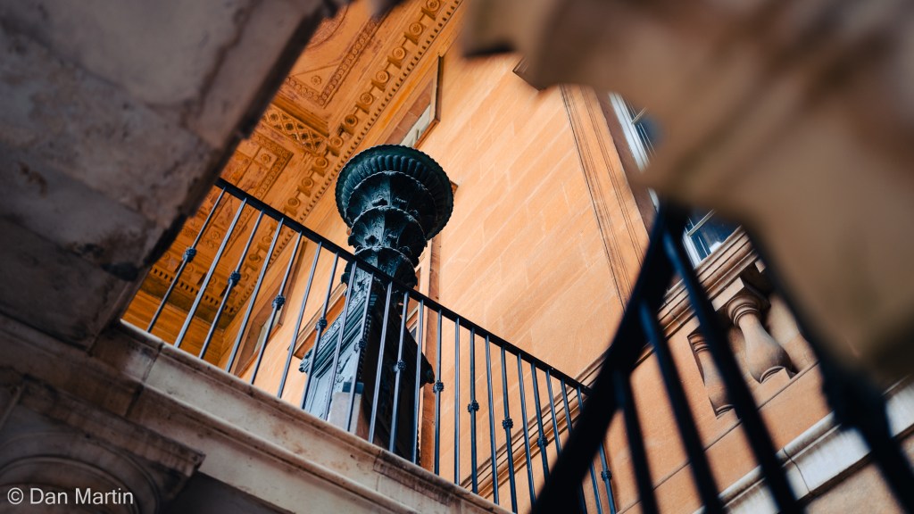 f a c a d e / s t u d&nbsp;y